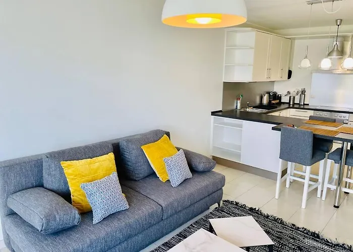 One Bedroom Flat In Center W. Terrace&Parking-Limp56
